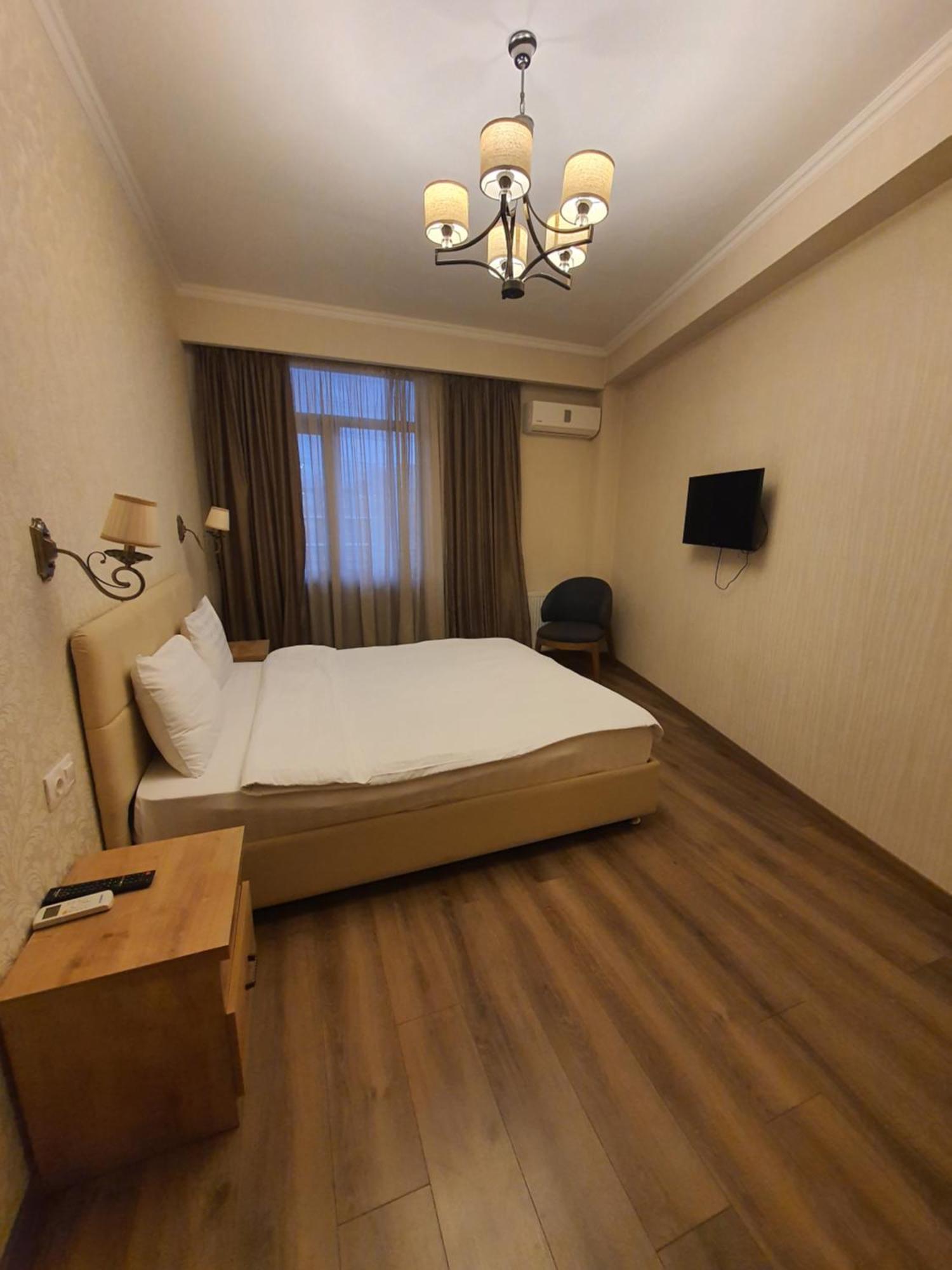 Dat Exx Apartments Tbilisi Room photo