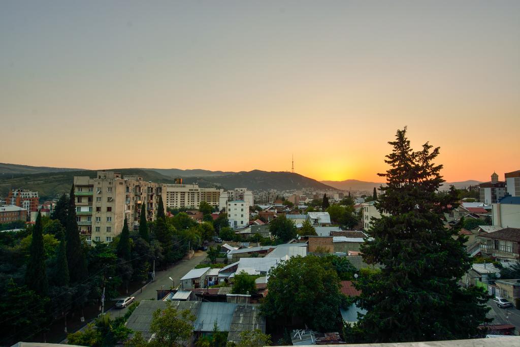 Dat Exx Apartments Tbilisi Exterior photo